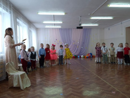 🎉 Утренник на 8 Марта в средней группе прошел на ура! 🎉 🎉 Утренник на 8 Марта в средней группе прошел на ура! 🎉.